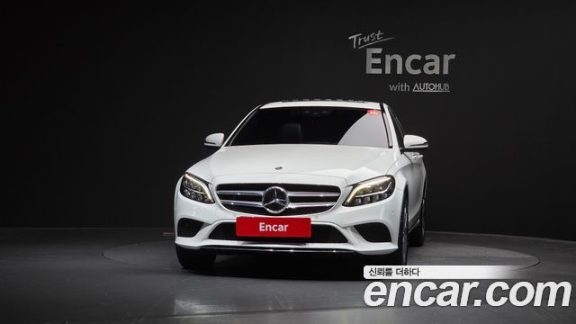 Mercedes-Benz C-Class 2020 — photo 3