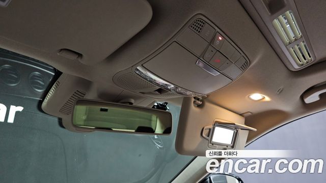 Mercedes-Benz E-Class 2018 — photo 27