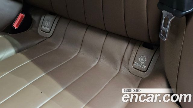 Mercedes-Benz E-Class 2018 — photo 36