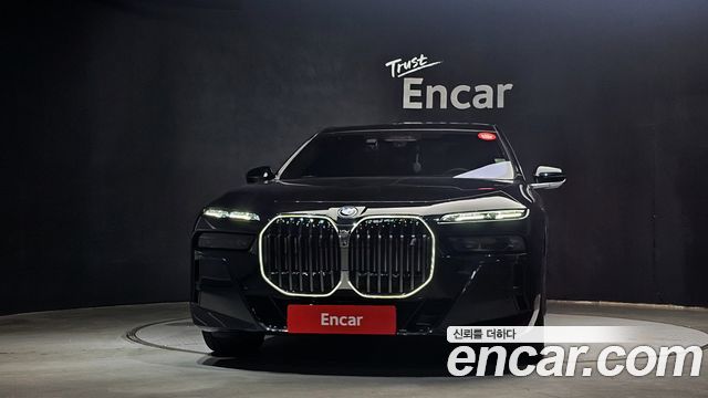 BMW i7 2024 — photo 3
