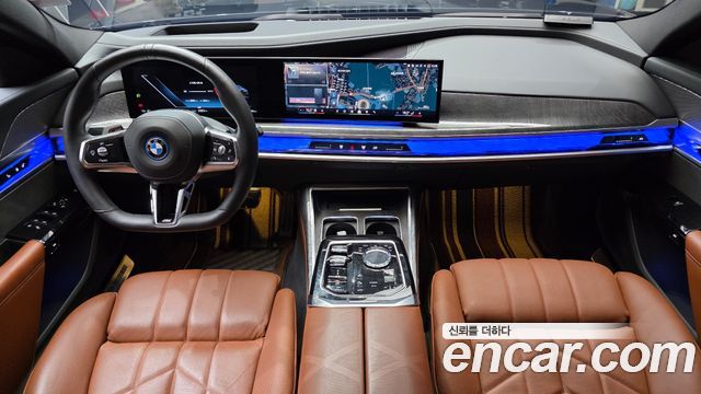 BMW i7 2024 — photo 10