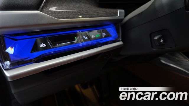 BMW i7 2024 — photo 23