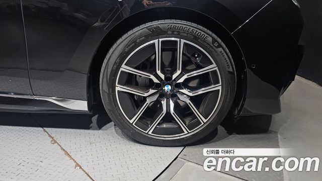 BMW i7 2024 — photo 7