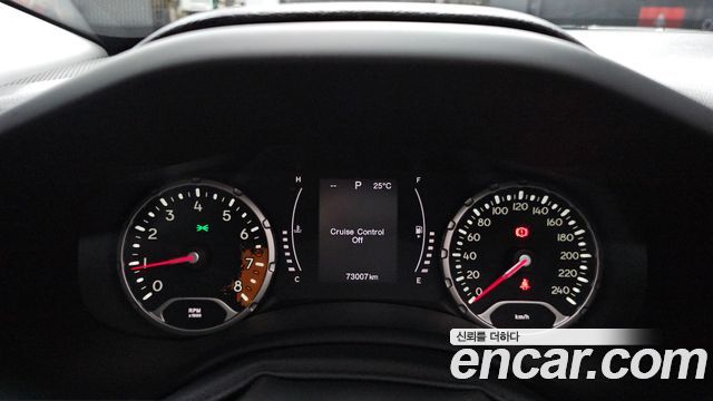 Jeep Renegade 2017 — photo 8
