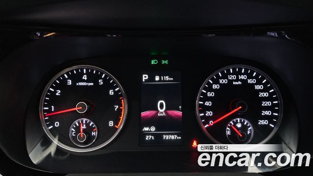 Kia K5 2023 — photo 11