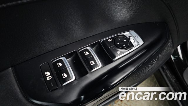 Kia K5 2023 — photo 19