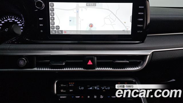 Kia K5 2023 — photo 25