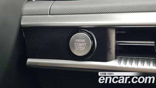 Kia K5 2023 — photo 32