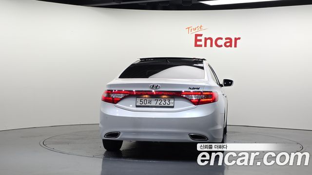Hyundai Grandeur 2015 — photo 4