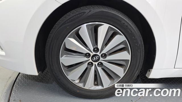 Hyundai Grandeur 2015 — photo 5