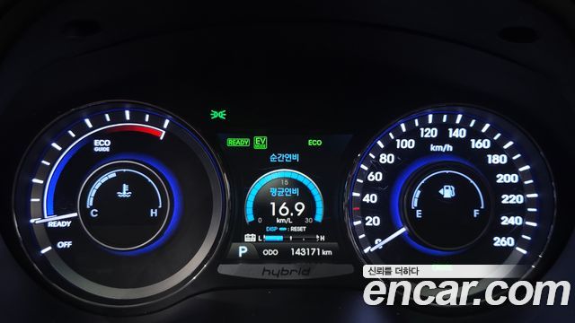 Hyundai Grandeur 2015 — photo 8