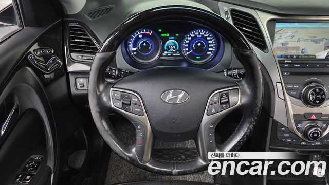 Hyundai Grandeur 2015 — photo 14