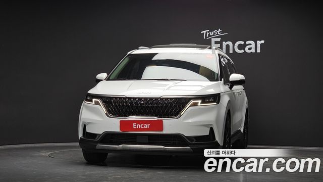 Kia Canival 2023 — photo 3