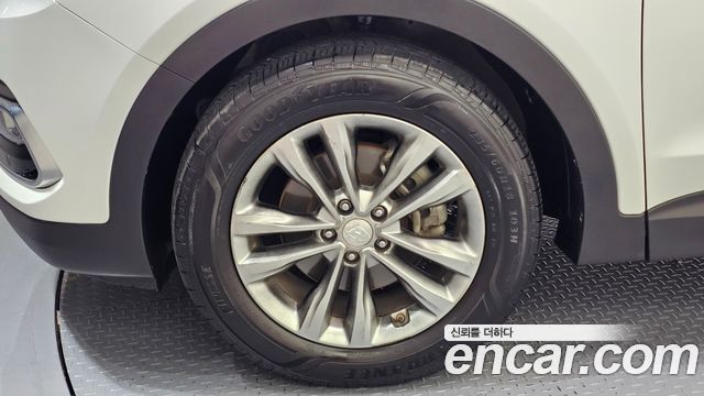 Hyundai Santafe 2018 — photo 5
