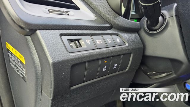 Hyundai Santafe 2018 — photo 15