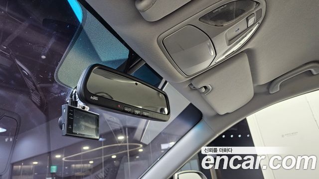Hyundai Santafe 2018 — photo 18