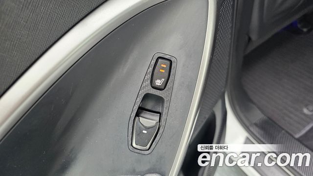Hyundai Santafe 2018 — photo 19