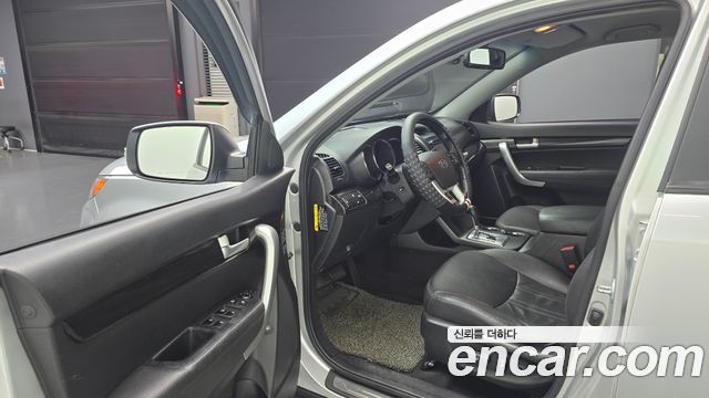 Kia Sorento 2012 — photo 13