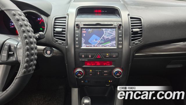 Kia Sorento 2012 — photo 25