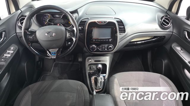 Renault Korea QM3 2015 — photo 10