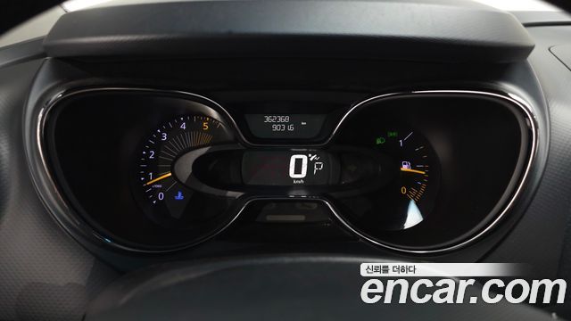 Renault Korea QM3 2015 — photo 11