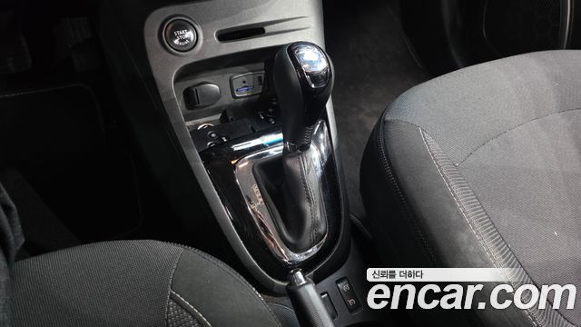 Renault Korea QM3 2015 — photo 12