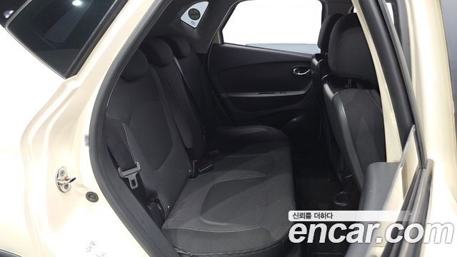 Renault Korea QM3 2015 — photo 17