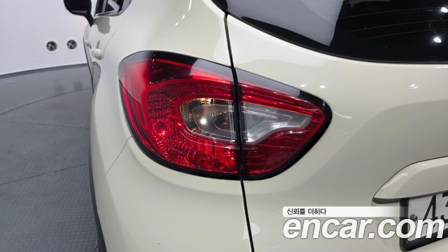 Renault Korea QM3 2015 — photo 9
