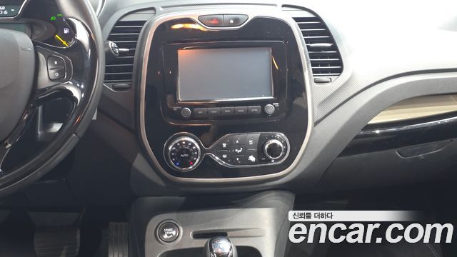 Renault Korea QM3 2015 — photo 28