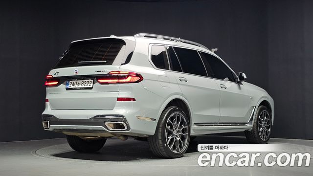 BMW X7 2025 — photo 2