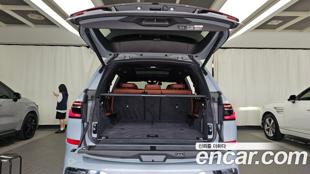 BMW X7 2025 — photo 26