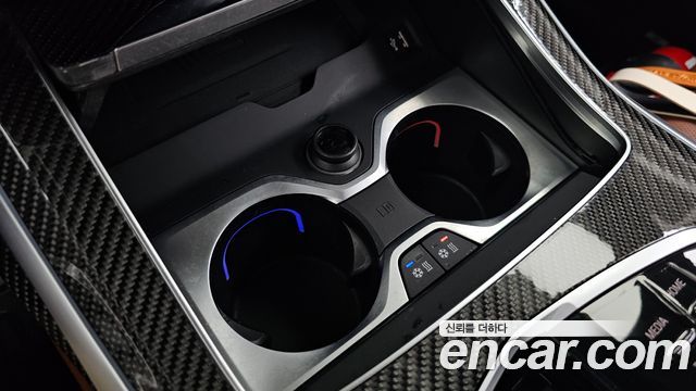 BMW X7 2025 — photo 38