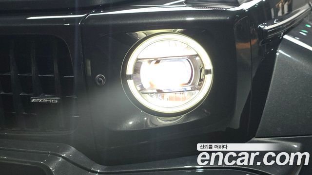 Mercedes-Benz G-Class 2023 — photo 8