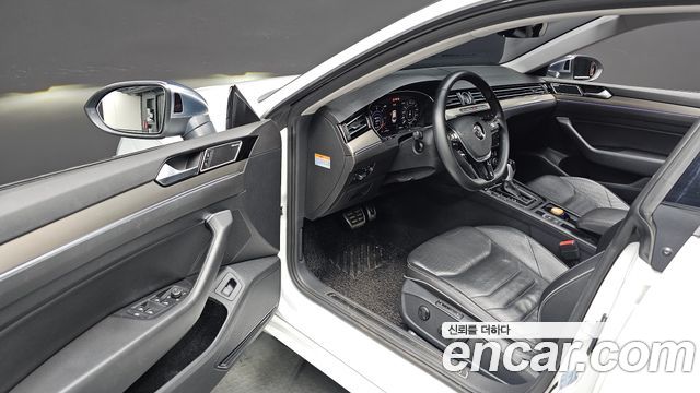Volkswagen Arteon 2019 — photo 12