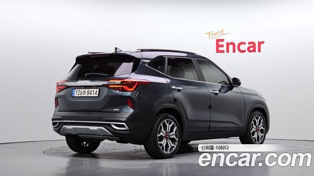 Kia Seltos 2023 — photo 2