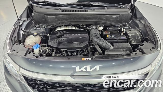 Kia Seltos 2023 — photo 6