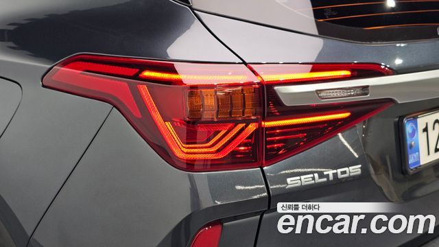 Kia Seltos 2023 — photo 9
