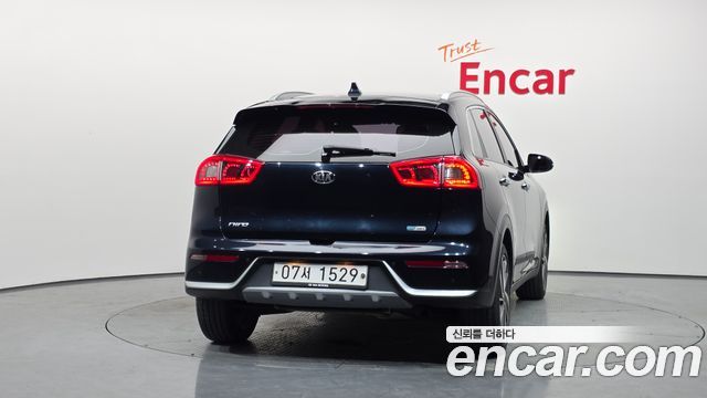 Kia Niro 2018 — photo 4