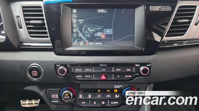Kia Niro 2018 — photo 20