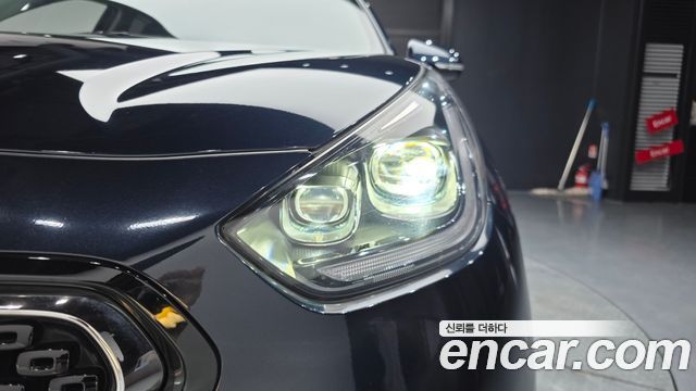 Kia Niro 2018 — photo 8