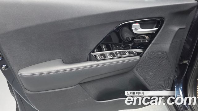 Kia Niro 2018 — photo 14
