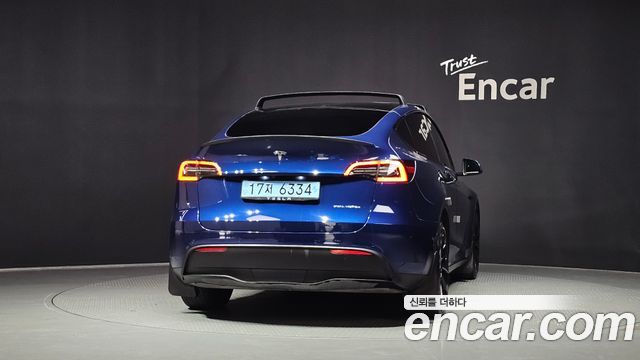 Tesla Model Y 2021 — photo 4