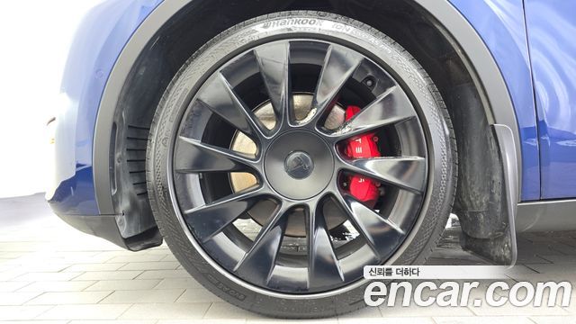 Tesla Model Y 2021 — photo 5