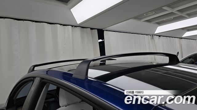 Tesla Model Y 2021 — photo 17