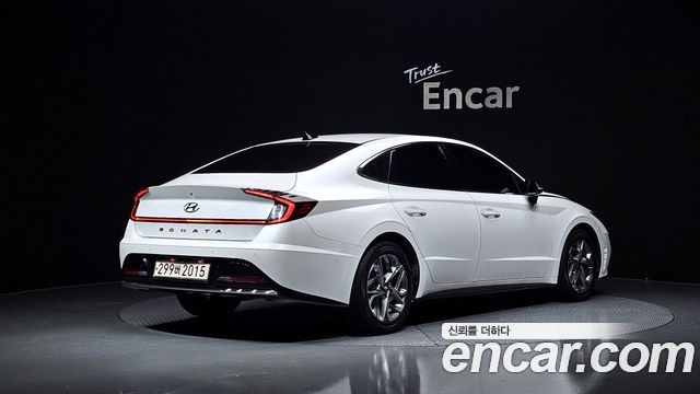 Hyundai Sonata 2022 — photo 2