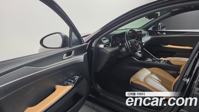 Kia K5 2020 — photo 11