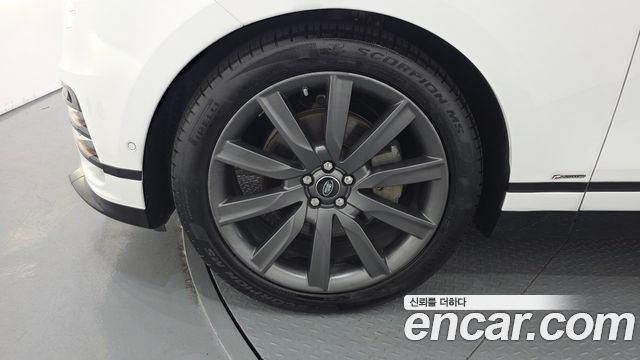 Land Rover Range Rover Velar 2018 — photo 5