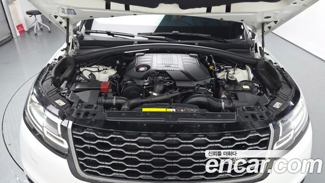 Land Rover Range Rover Velar 2018 — photo 6