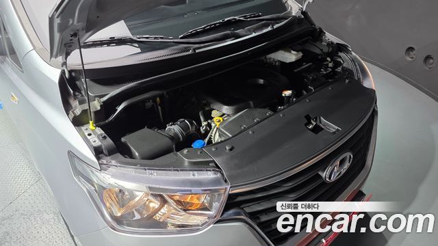 Hyundai Starex 2021 — photo 6