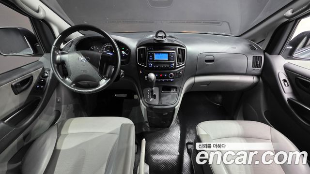 Hyundai Starex 2021 — photo 10
